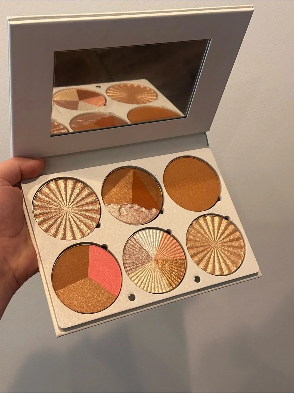 OFRA glow like